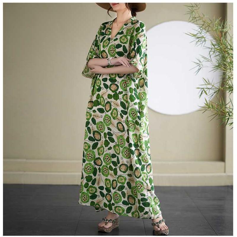 2025 Summer Floral Vacation Style Travel V-Neck Vintage Long Flesh Covering Dresses