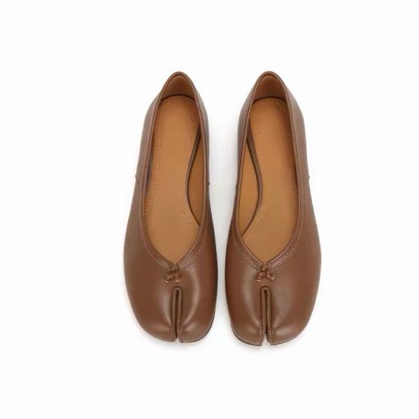 Leather split-toed pig`s trotter shoes women`s