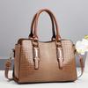 New Fashion Splicing Large Capacity Shoulder Bag Crocodile Pattern Embossed Trend All Matching Handbag Light Luxury Women's Bag