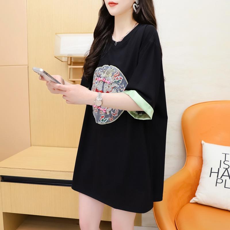 Women's Chinese Embroidery Short-sleeved T-shirt Women's Summer Loose Fashion Show Thin Meat Cover Top