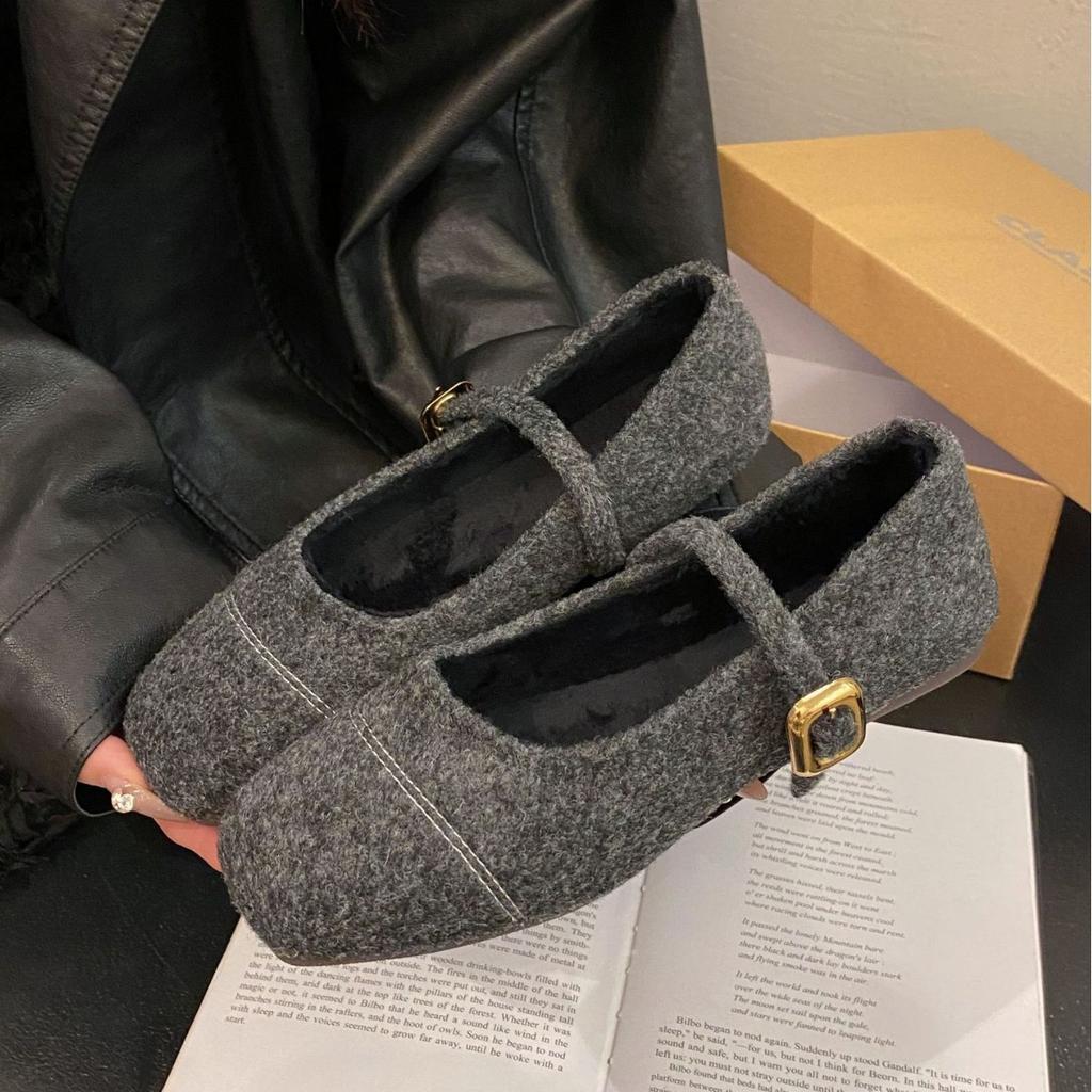 Gentle Fairy Mary Jane Shoes Girl 2025 New French Temperament Elegant Woolen Square Head Shallow Mouth Velvet Evening Shoes