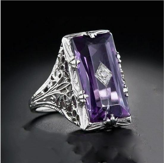 "Rectangular Amethyst Princess Ring with Chamfered Inlay & Hollow Flower Design"