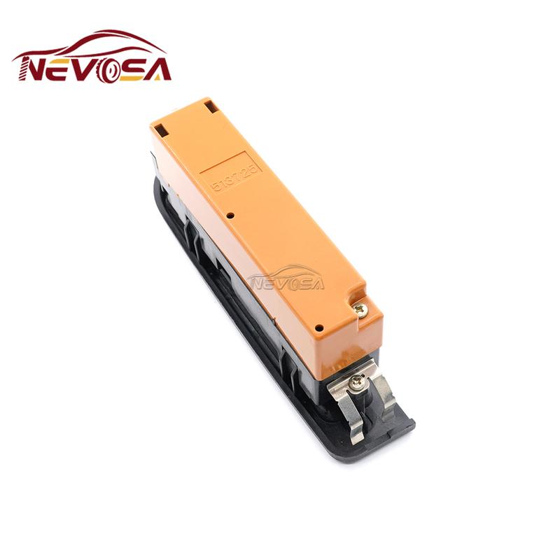 LHD For Isuzu 24V NPR66 NPR71 8973151760 897315178 Electric Power Window Master Control Switch Car Parts Acessories