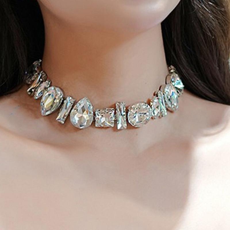 Strass-Halskette Kristall-Choker-Kette Böhmische Geometrische Schlüsselbeinkette Hochzeitsschmuck Braut-Halskette für Frauen Mädchen