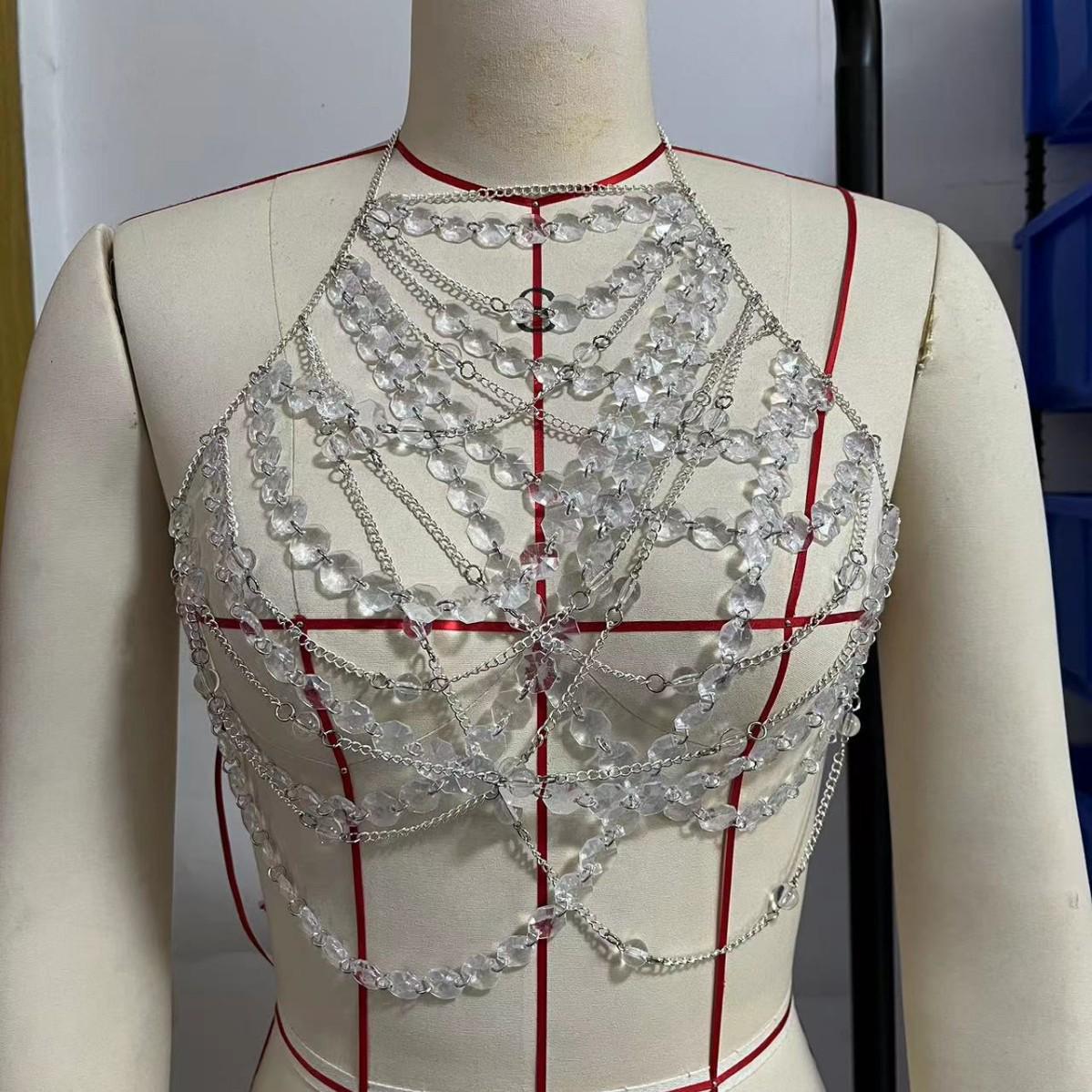 

L4961Y Жилет-халтер на цепочках со стразами с открытой спиной - Сексуальный, Прозрачный Наряд для вечеринки One Size прозрачный