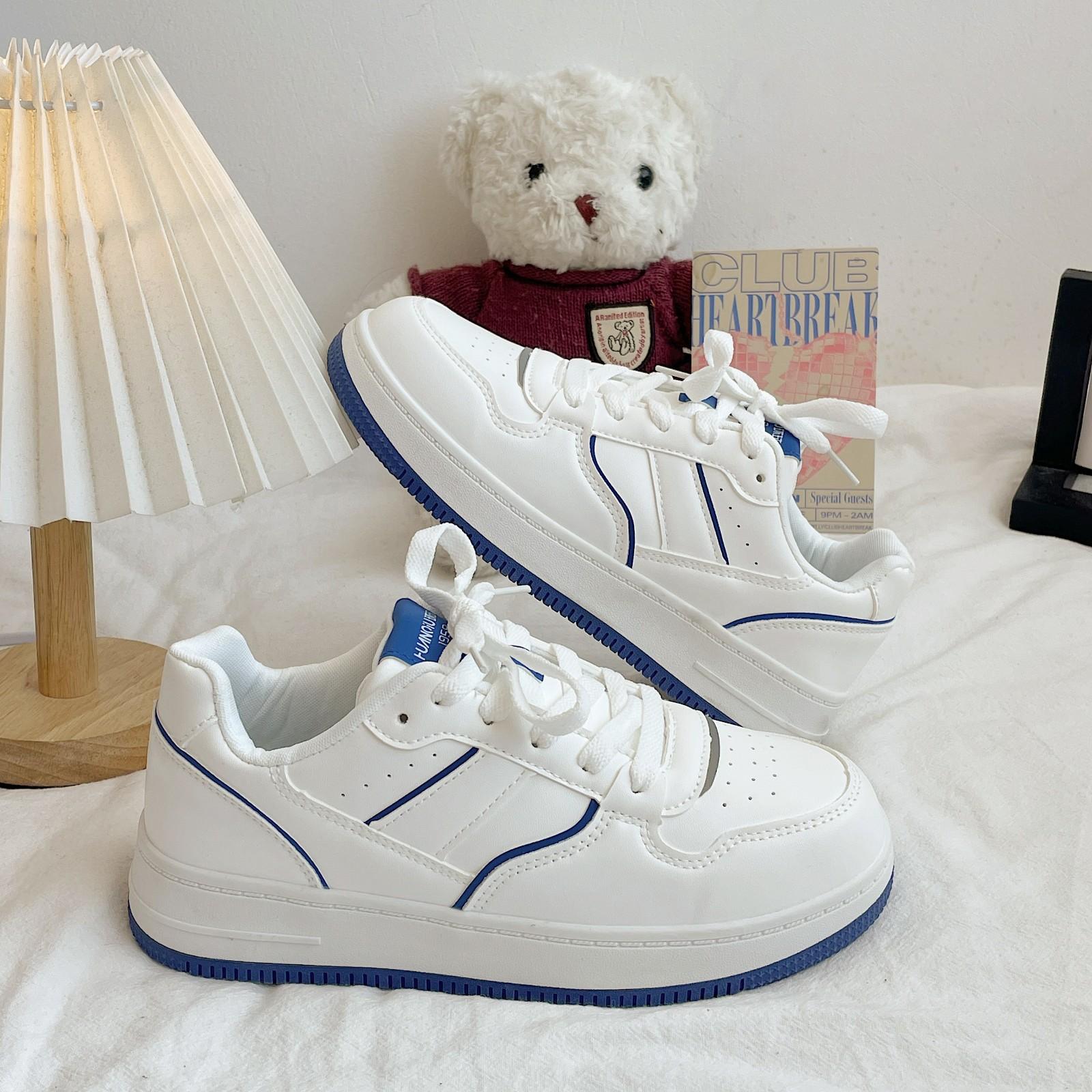 

Little white shoes children 2025 autumn new school style shoes flat baseplate shoes casual sports shoes light student shoes 35