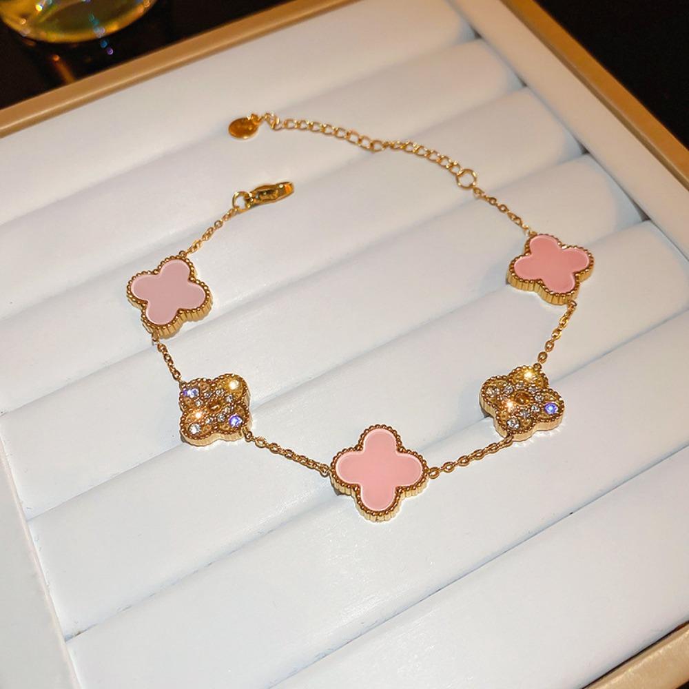 

Высококлассный браслет «Счастливый четырехлистный клевер» Легкая роскошь Высококлассный темперамент Ручные украшения Модный дизайн Ювелирные изделия