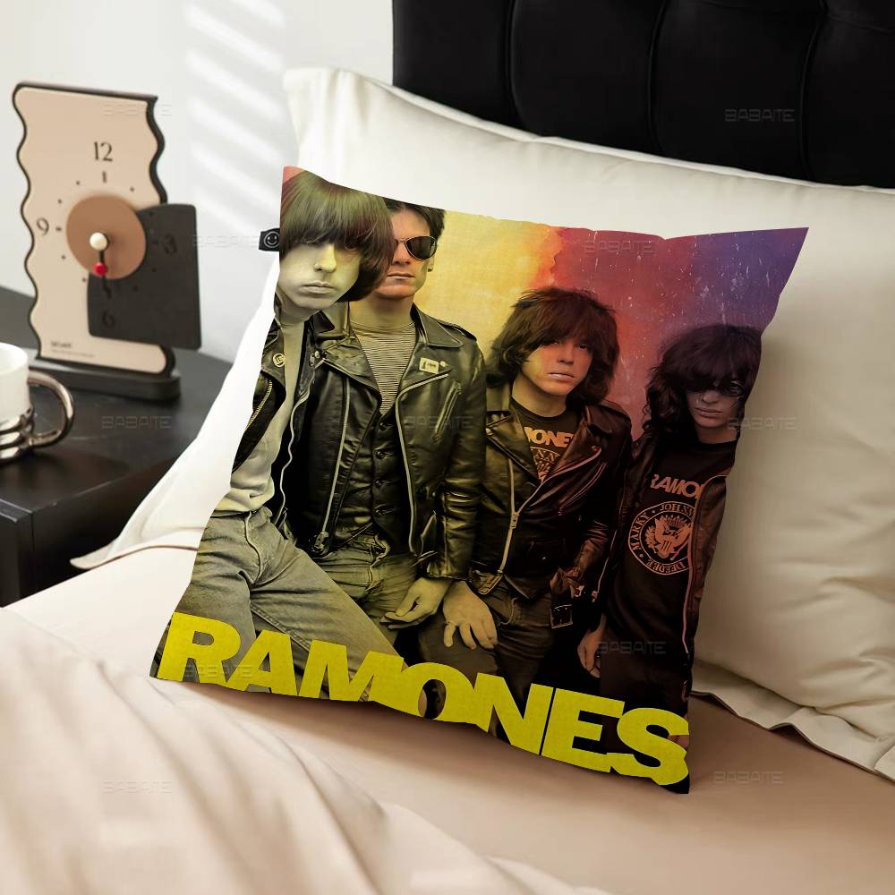 Band Rock R-Ramones Maple Design Cushion Cover Happy Autumn Harvest decor Holiday Decorati Pillow Cover