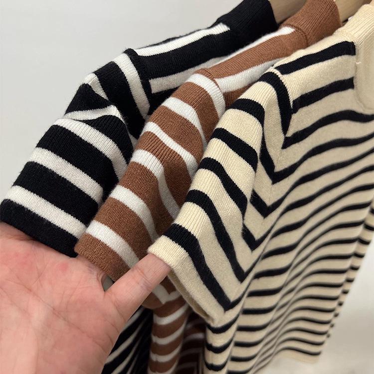 Women's 2026 Striped Patchwork Short-Sleeve Knit Top