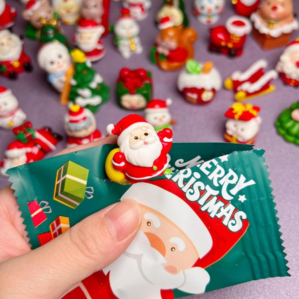 Santa Claus and Snowman Mini Figurine Ornament - Christmas Kid's Decoration