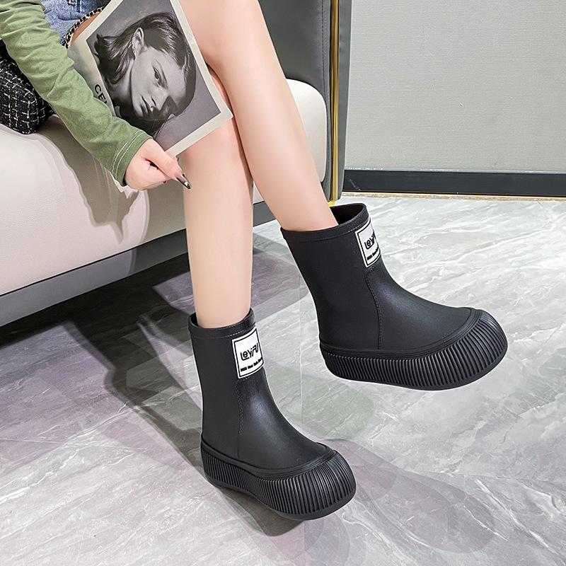 Korean Style Mid Calf Waterproof Non Slip Lightweight Thick Sole Women Rain Boots