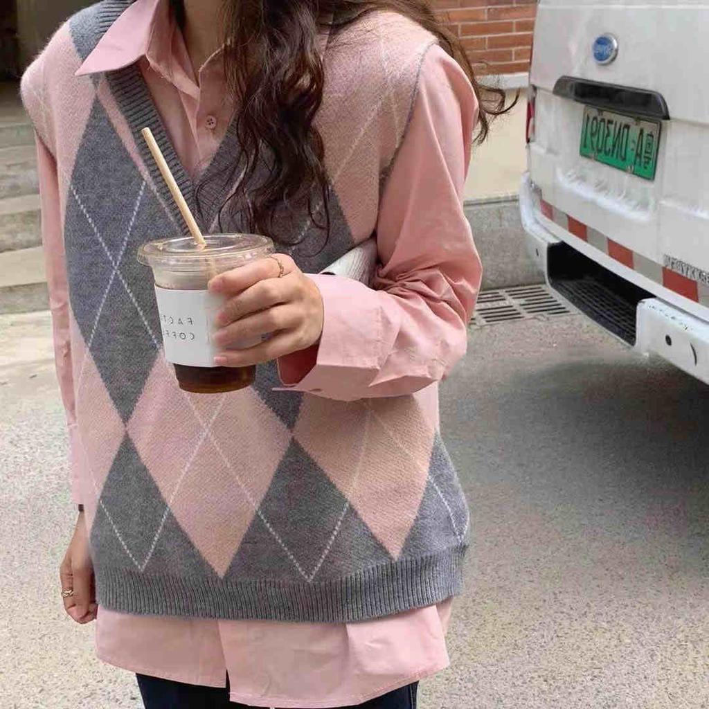 V Neck Vintage Argyle Sweater Vest Women Sleeveless Plaid Knitted Oversized Sweaters Casual Autumn Preppy Style C-223