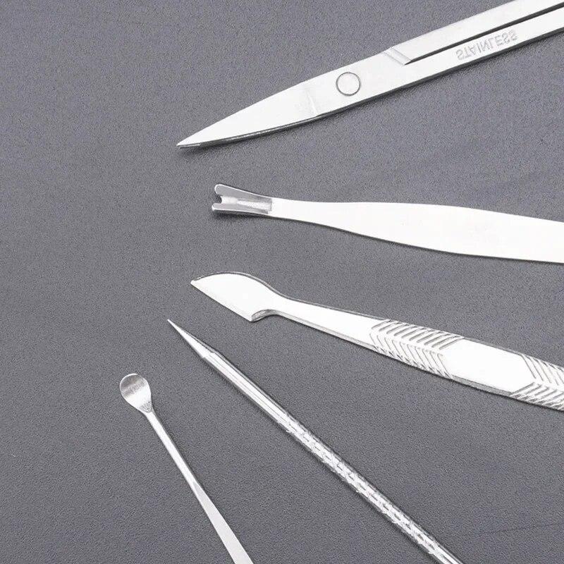 Manicure Cutters Nail Clipper Set Stainless Steel Ear Spoon Nail Clippers Pedicure Nail Art Tool Manicure Nail Kit Professional