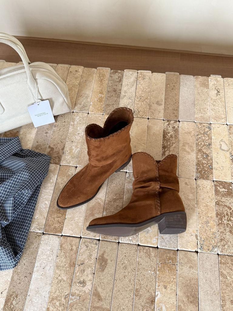 2025 New Women's Boots Square Head Thick Heel Medium Heel Short Boots Versatile and Thin Pile Western Cowboy Boots Maillard Matte