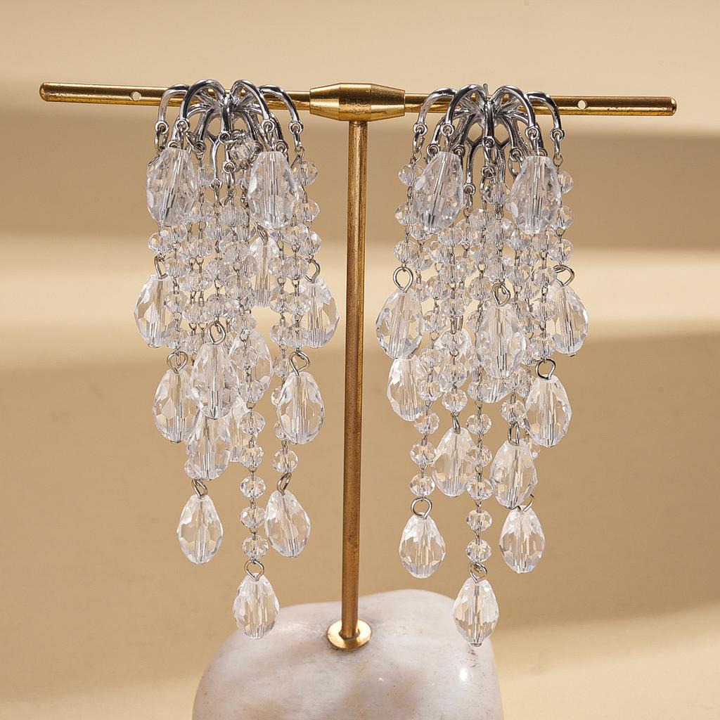 European and American tassel long pearl earrings light luxury high-end stud earrings temperament cold wind trend retro earrings