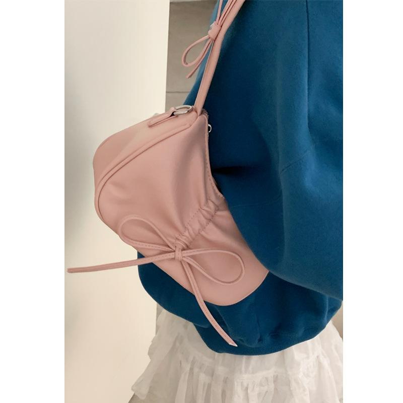 Niche pleated underarm bag women s bag 2025 spring new fashion commuter shoulder bag premium messenger bag