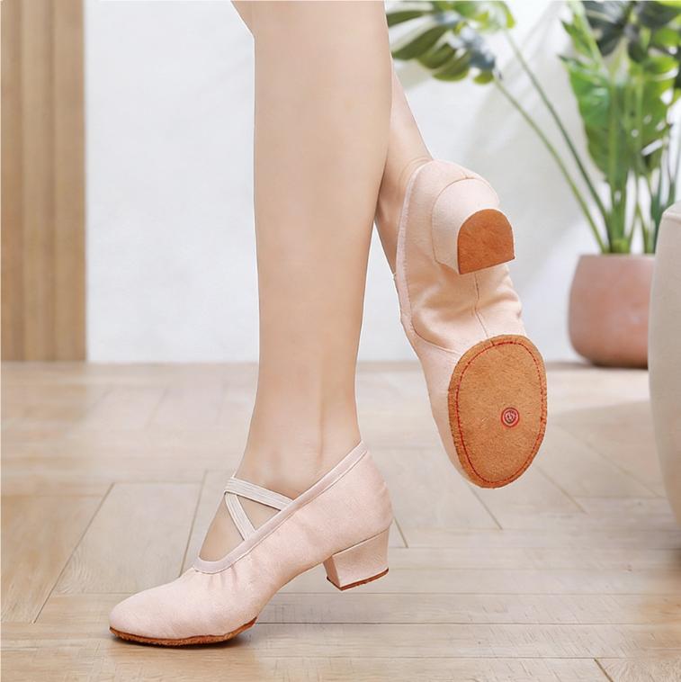 Ballet Dancing Shoes for Women Low Heel Genuine Leather Girls Ballet Jazz Dance Shoes Belly Yoga Teachers's Shoe