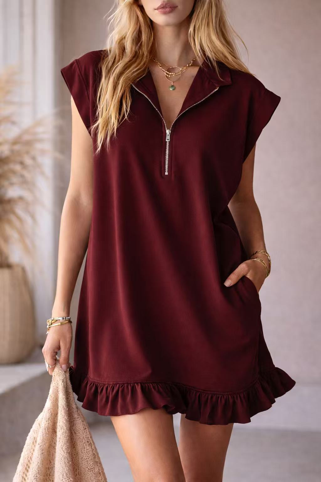 

Fashionable Women s Sleeveless Double Pocket Dress With Zipper V-neck Ruffle Edge A-line Skirt For Women XS винний
