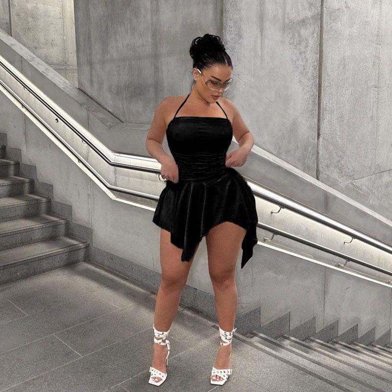 2023 Women's Solid Color Halter Neck Pleated Irregular Short Dress - European and American Style