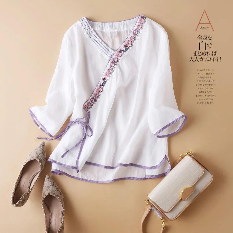 

Cotton and linen short-sleeved women s summer new literary top V-neck embroidered five-quarter-sleeved pullover T-shirt M білий