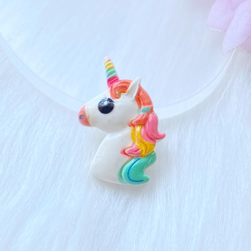 10Pcs New Mixed Cartoon Mini Lovely Unicorn Flat Back Resin Cabochons Necklace Pendant Keychain Charms DIY Decoration