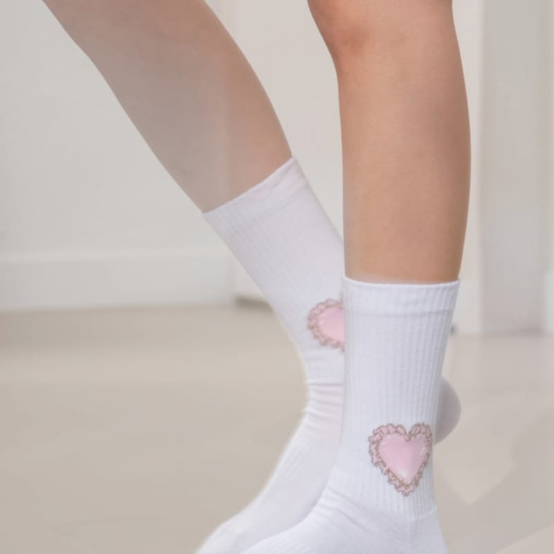 hiig [no.311] white heart cushion sport socks