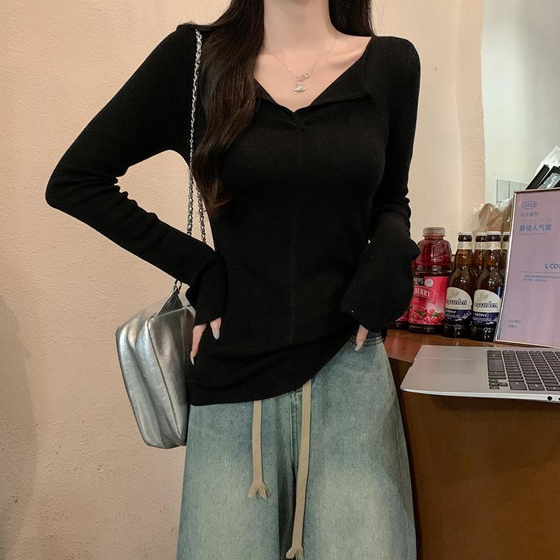 {Six wool} Pure desire V-neck solid color knitted sweater long-sleeved women's autumn and winter design sense Slim body and keep warm