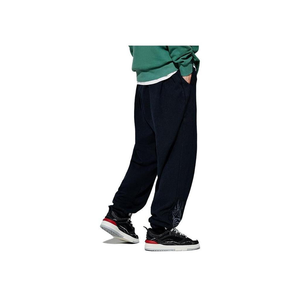 Li Ning X OG Slick Collaboration Letter Pattern Printed Cuffed Knit Sports Pants Men Pants Black AKLT689-3