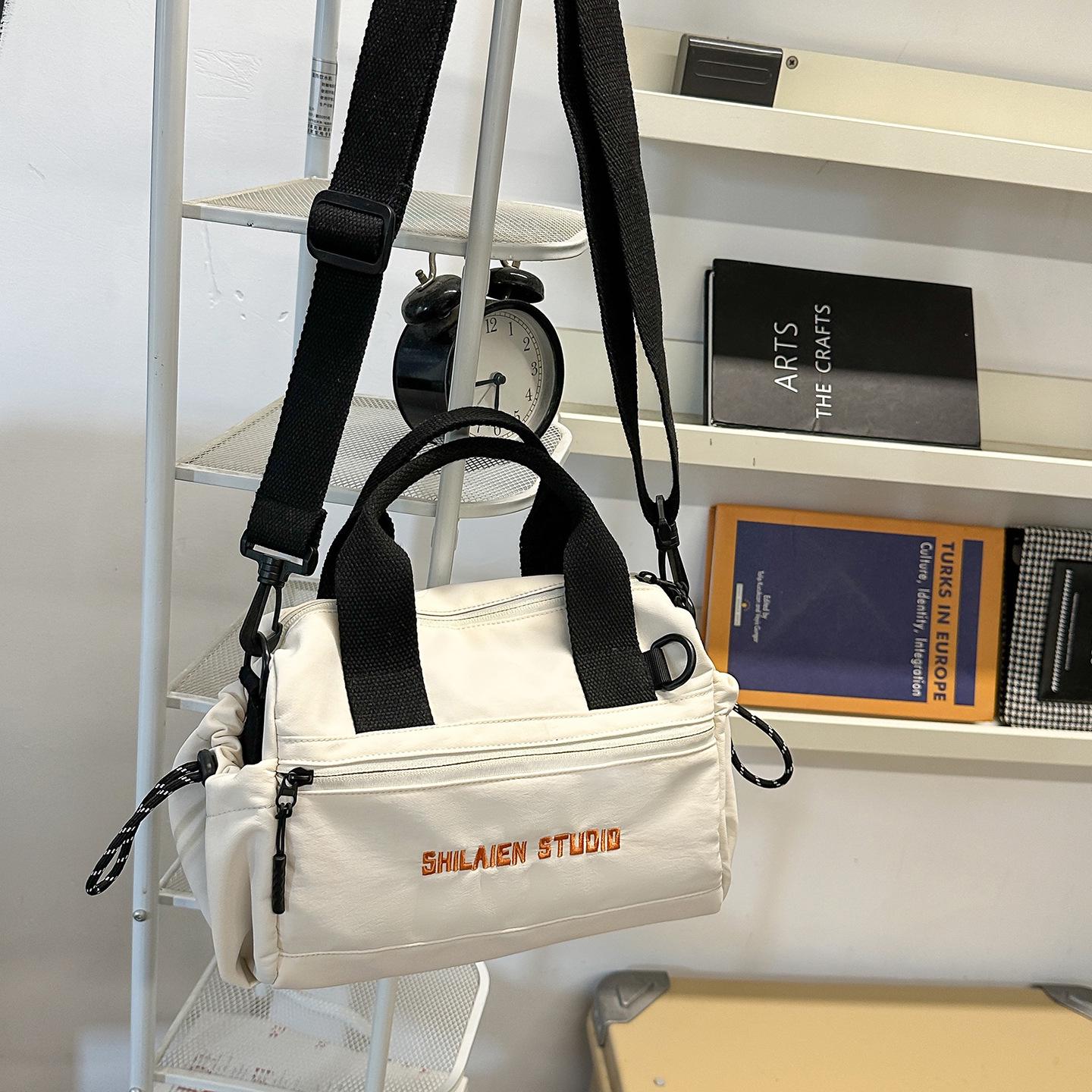 

Korean Style Embroidered Nylon Crossbody Boston Bag 2025 грязно-белый