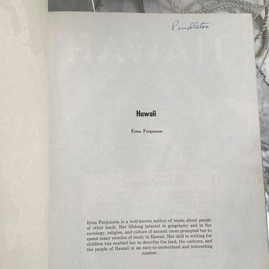 [USED] Old Hawaii Books, Foreign Books & Albums, Hawaii, Vintage