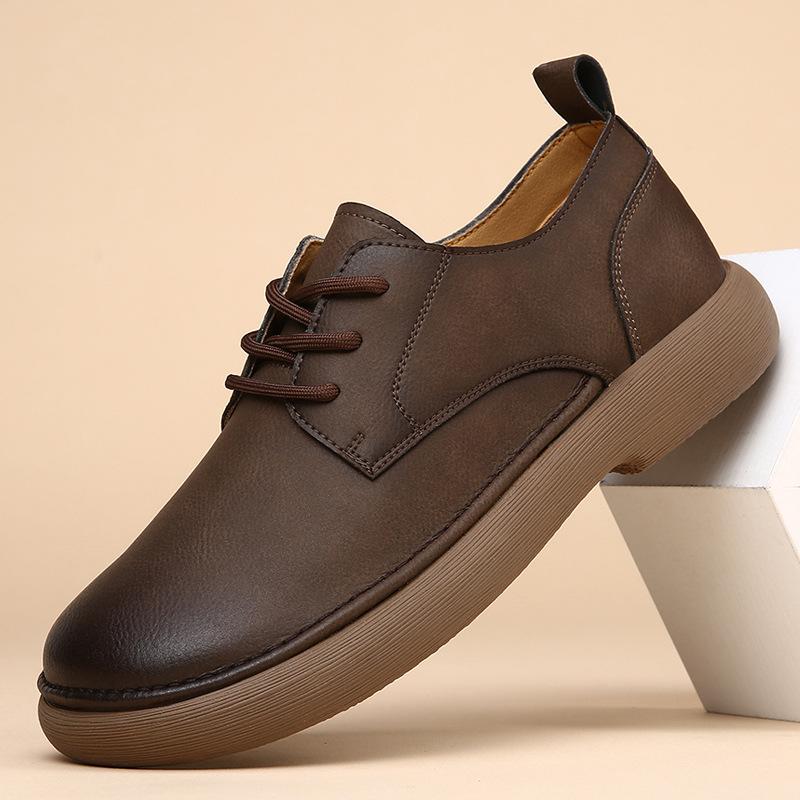 Spring and summer new men's shoes leather trendy breathable versatile soft leather soft sole wide head thick sole casual leather shoes men