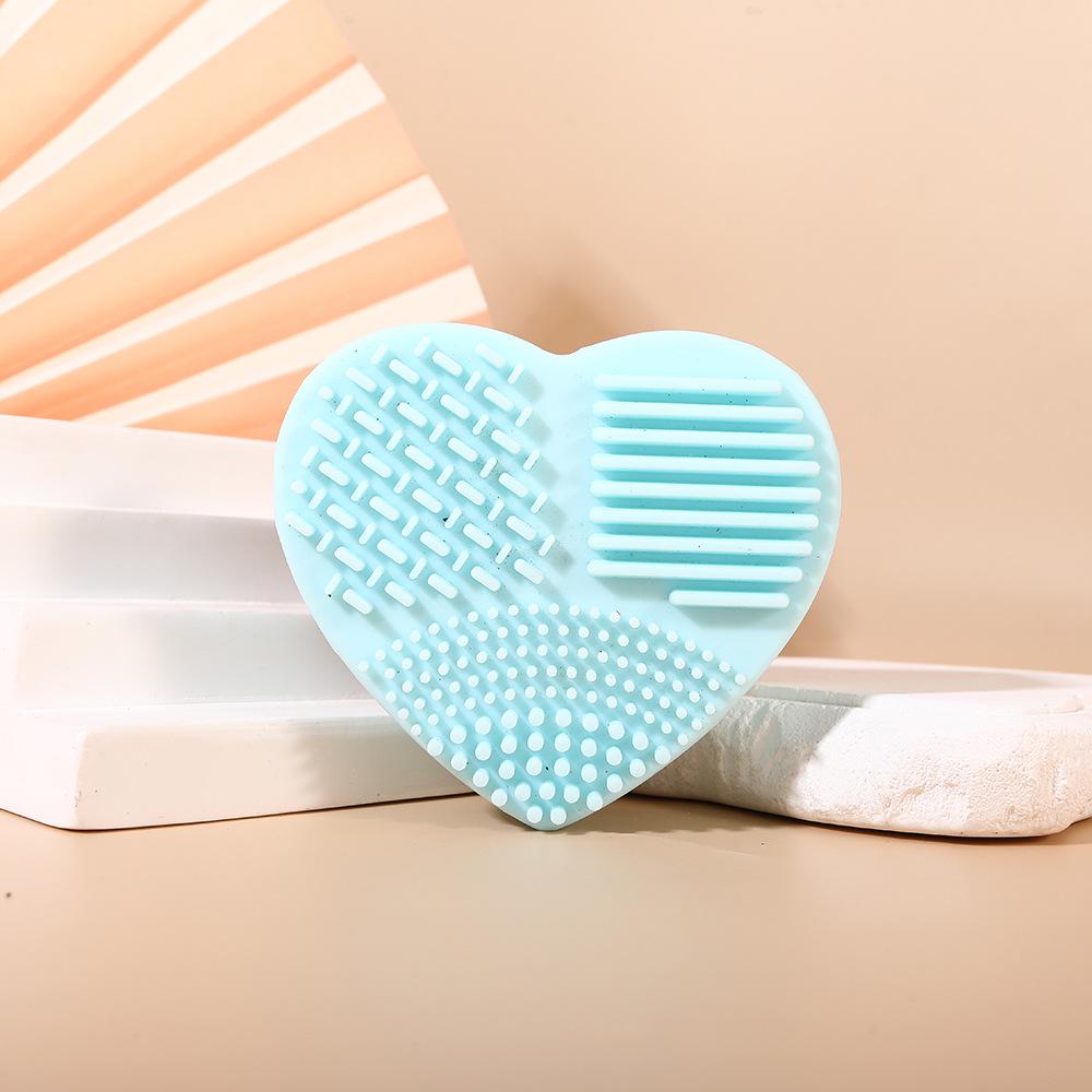 

Силиконовое яйцо для очистки кистей для макияжа в форме сердца синий