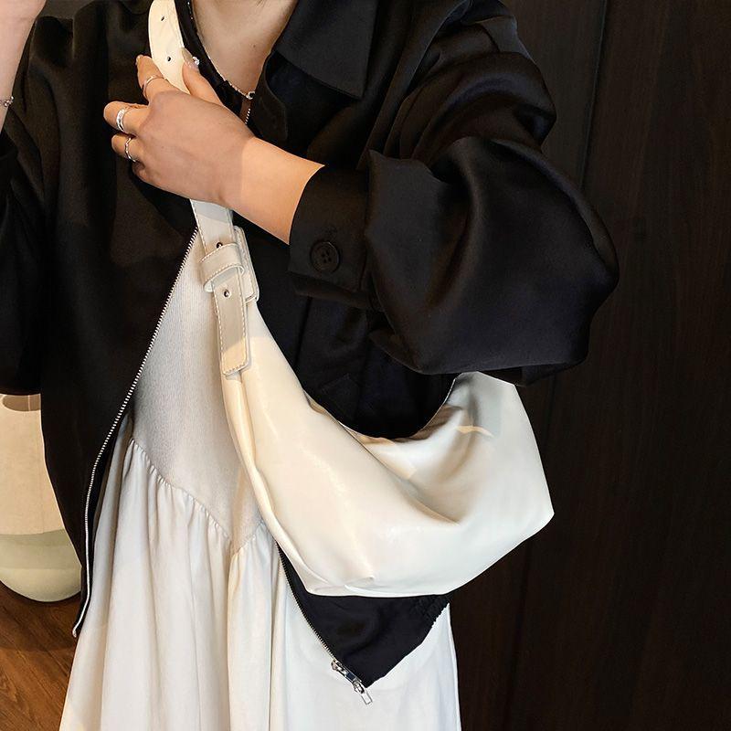 2025 Damen Vielseitige Lässige Crossbody Dumpling-Tasche