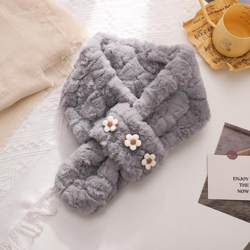 Stylish and simple plush warm scarf Jishu niche flower print cold-proof cross neck protection scarf