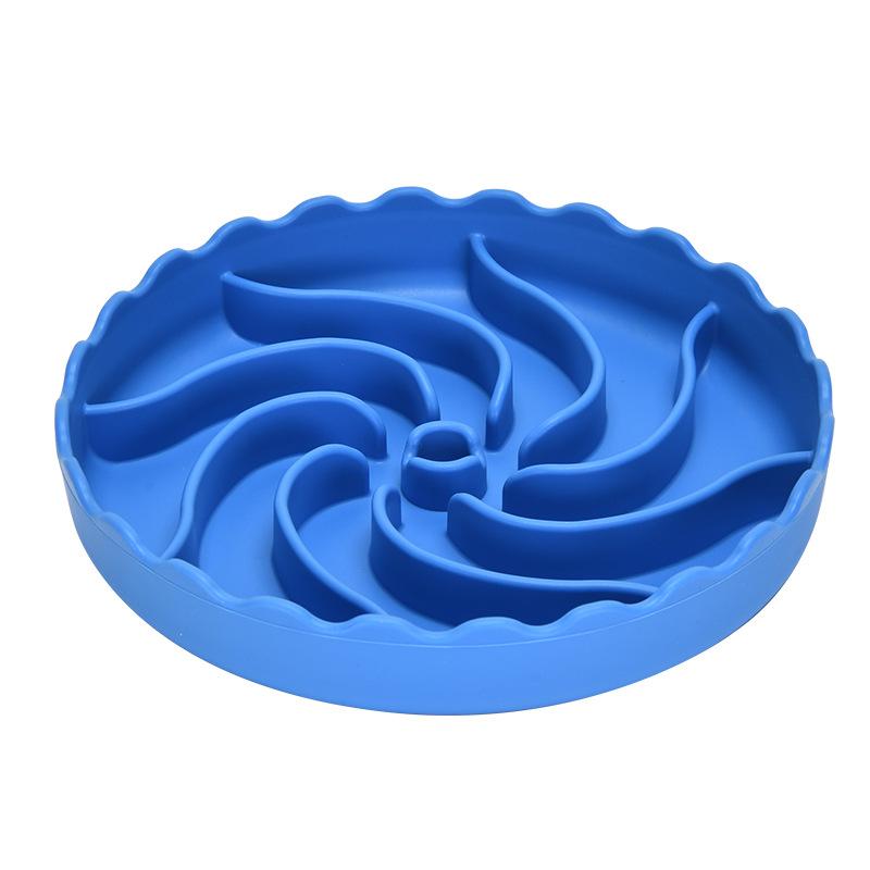 New hot-selling silicone pet licking mat, multi-functional pet food bowl, cat and dog food basin mat with suction cup, slow-eating placemat