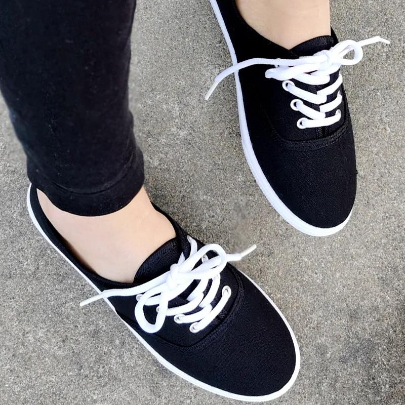 Fashion Couple Canvas Shoes Simple Style Sneaker Outdoor Light Walking Shoes Lace-Up Flats Adolescents Student Casual Canvas Shoes Tenis