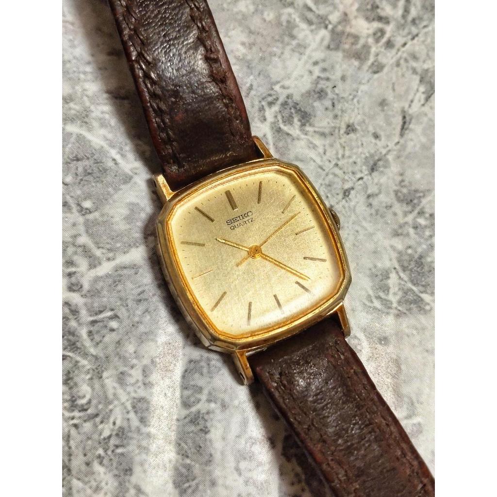 Used Working Item, SEIKO QUARTZ Ladies' Watch, Gold Dial, Vintage, Small, Leather Strap