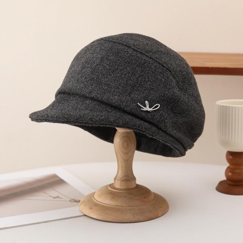 New retro temperament warm cap versatile plain hat autumn and winter fashion women's hat spot