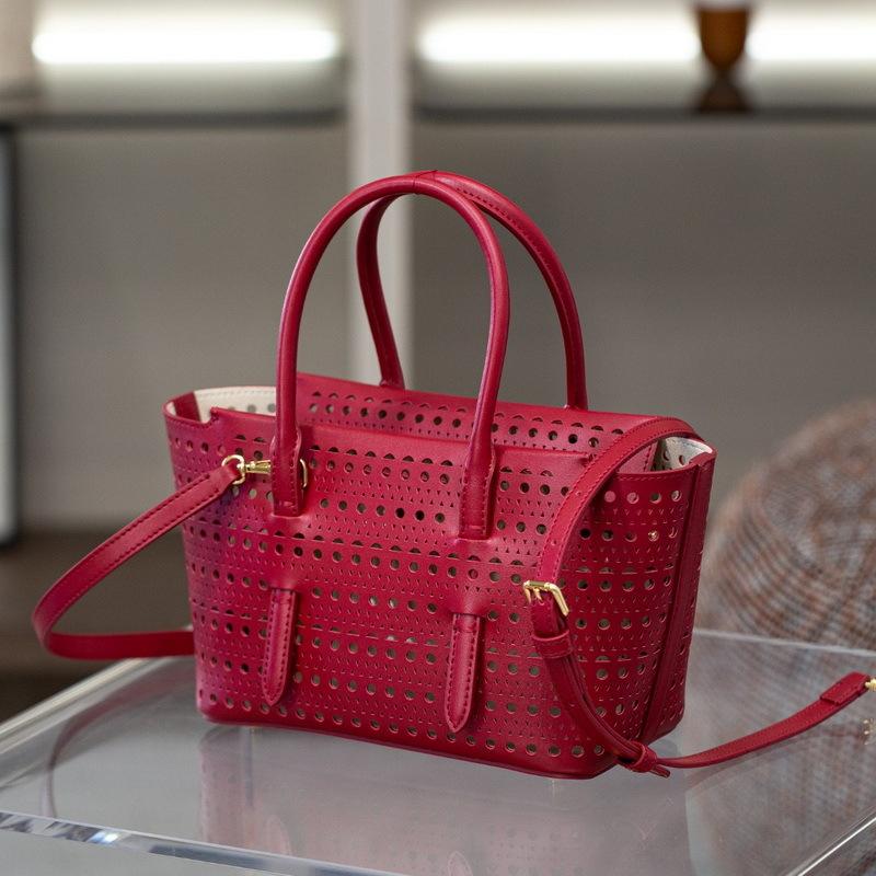 2025 New Genuine Leather Women's Bag 20CM Hollow Carving Small Basket Mini Handheld Single Shoulder Small Bag Cross Border