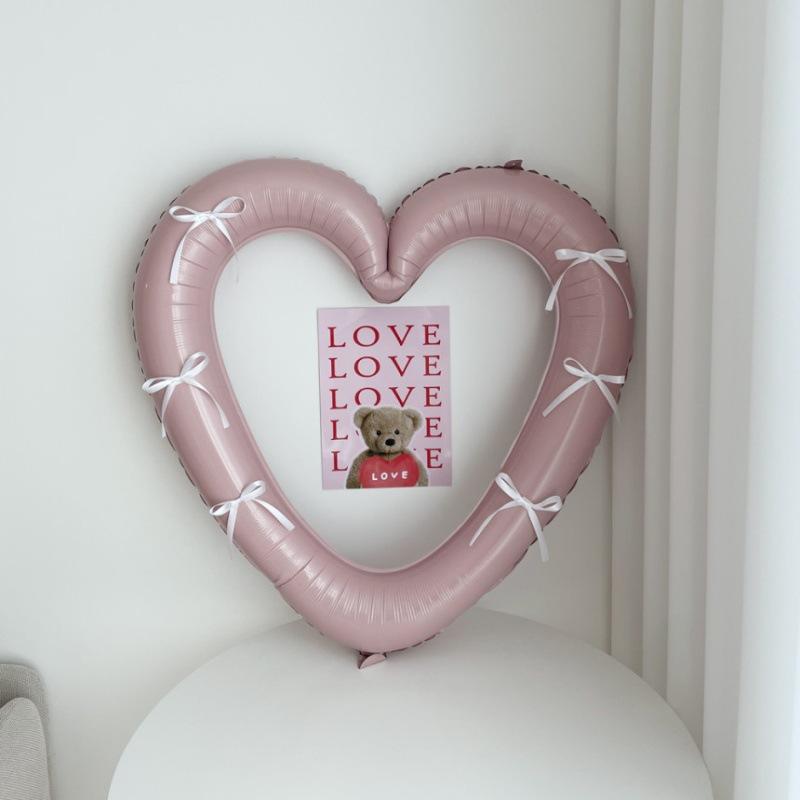 Grattis på födelsedagen Hjärta Fotoram Ballong med Rosettklistermärken Flickvän Födelsedagskalas Fotorekvisita Bröllopsballongdekoration