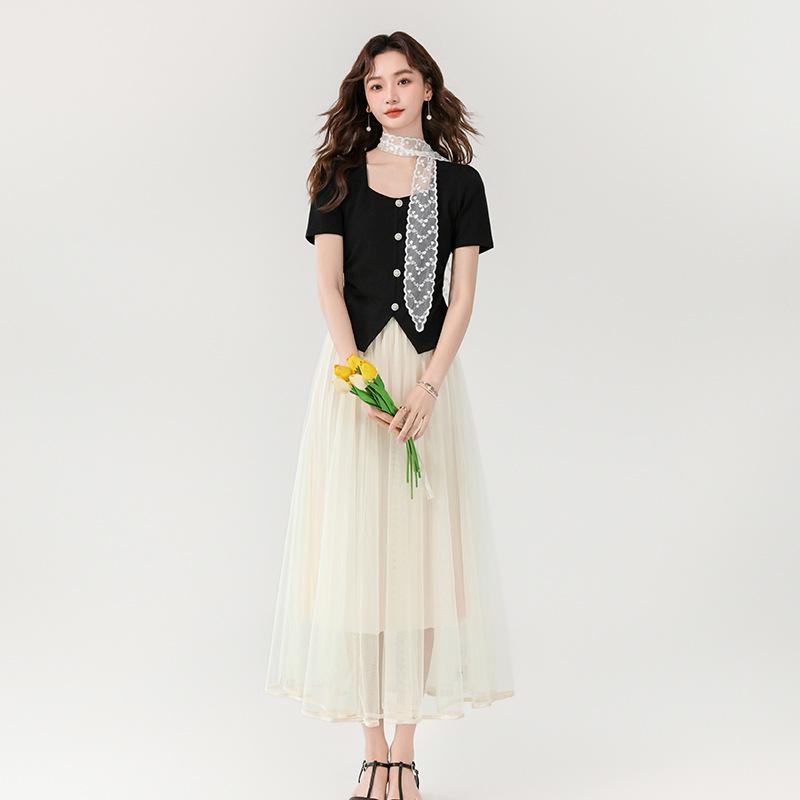 Elegant Knitted Short Sleeve Top & Mesh Skirt Set with Lace Scarf - Summer 2025