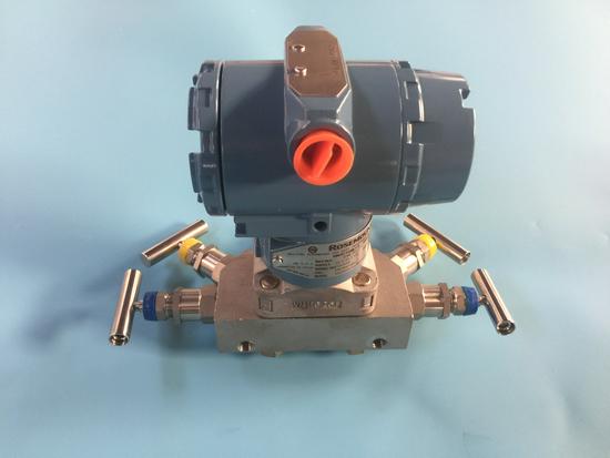 Stainless Steel Co-planar Five-Valve Manifold for 3051CD Differential Pressure Transmitter