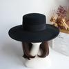 French Retro Black Lace-Up Big Eaves Wide Eaves Street Shot Wool Woolen Flat Top Hat Women'S Autumn And Winter Foreign Trade Light Board Felt