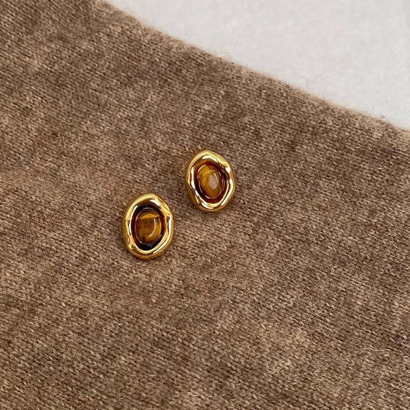 

Caramel Chestnut, Silver Needle Maillard Geometric Stud Earrings Atmospheric Vintage Earrings Earrings