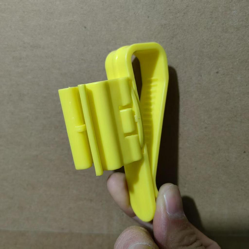 Multi-functional Aquarium Water Pipe Holder: Clip for Tank, Bucket, and Pump