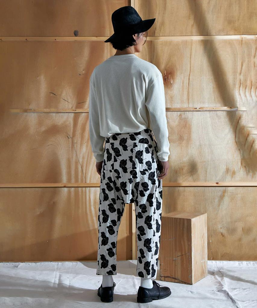 Is Baggy Pants Flower Print_White