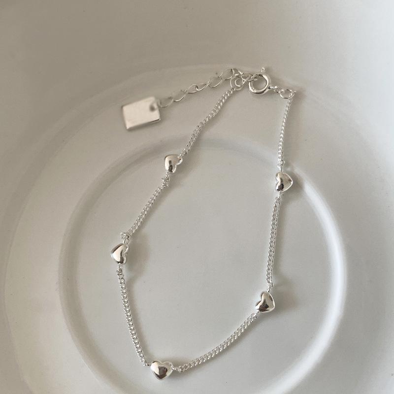 Korean Heart Bracelet: Delicate, Plain Chain, Cold Style, Light Luxury, Niche, Exquisite, Versatile Women's Jewelry