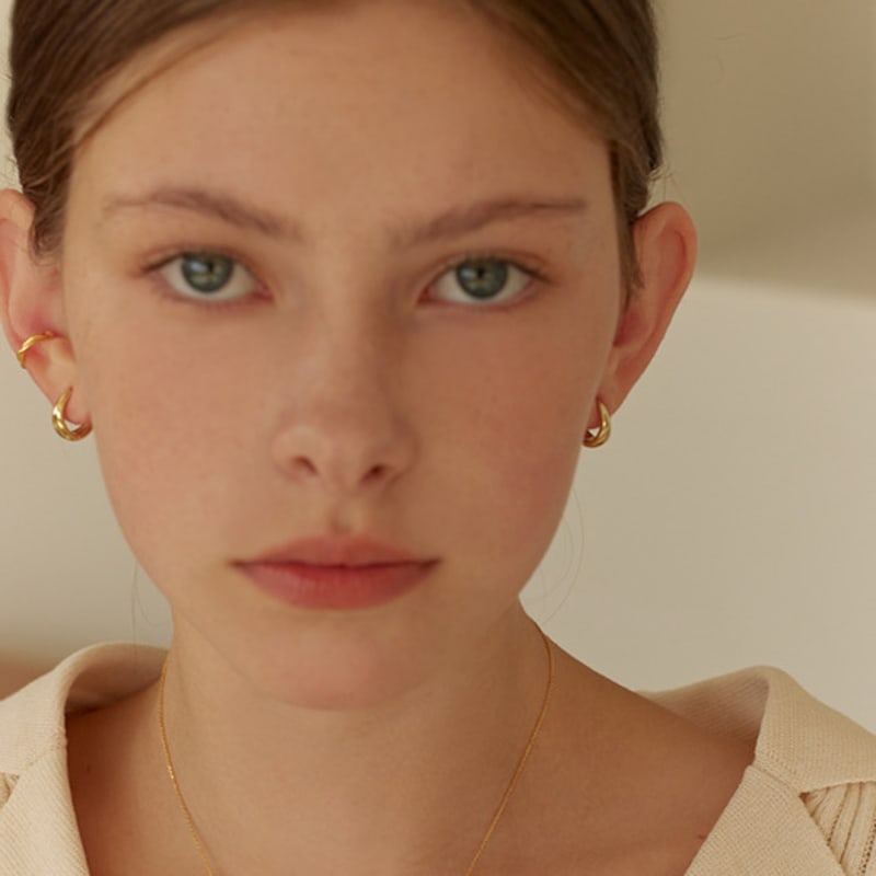 Lewe Oval corn hoop earring