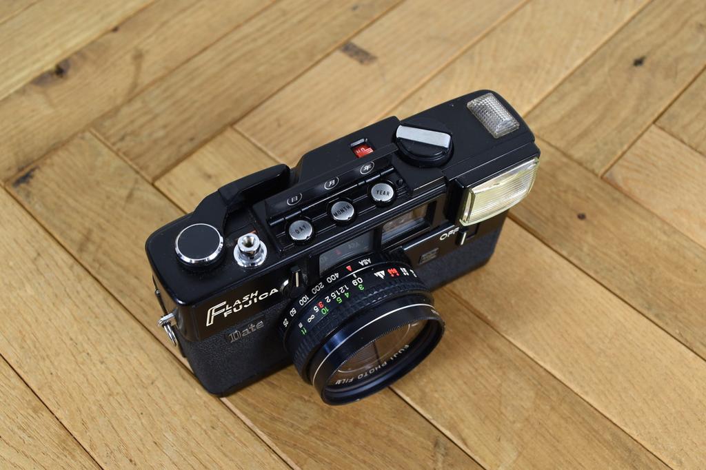 Fujica Flash Date 35mm Filmkamera Getestet aus Japan