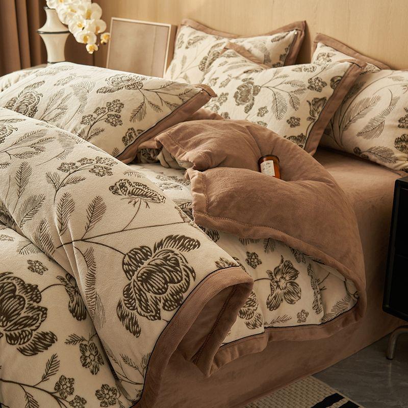 G5Z High Gram Milk Velvet Duvet Cover Set - Single Piece, Autumn/Winter, Thick & Warm with Pillow Covers.